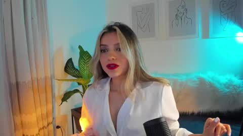 Snapshot of ary_cam230 chatting on March 7, 9:27 pm Zahaara online show from March 7, 9:27 pm