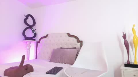 Arya online show from April 29, 1:36 pm