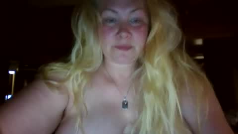 ash0ley online show from May 27, 1:41 pm