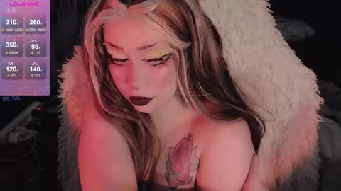 Sasha next stream December 4st  at  0000- 0030 am German time online show from October 18, 11:39 pm