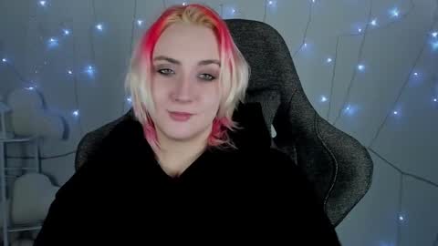 Snapshot of asheluck chatting on January 30, 8:21 pm AshleyAshe online show from January 30, 8:21 pm