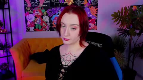 Snapshot of asheluck chatting on December 14, 8:18 pm AshleyAshe online show from December 14, 8:18 pm