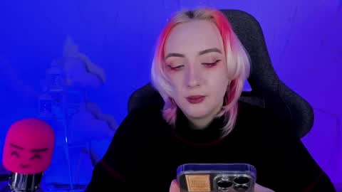 Snapshot of asheluck chatting on February 15, 5:17 pm AshleyAshe online show from February 15, 5:17 pm