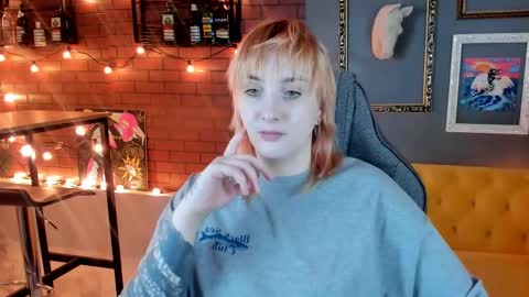 Snapshot of asheluck chatting on September 11, 2:34 am AshleyAshe online show from September 11, 2:34 am