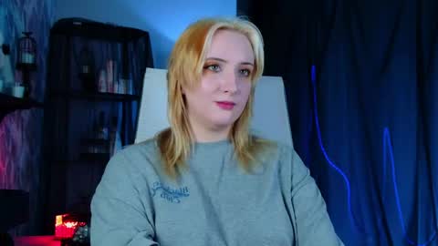 AshleyAshe  online show from May 26, 3:50 am
