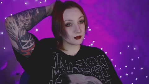 Snapshot of asheluck chatting on December 21, 8:32 pm AshleyAshe online show from December 21, 8:32 pm