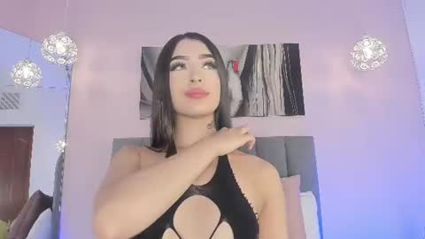 Ashely online show from June 11, 8:16 pm