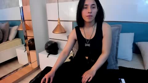 Ashkoreh online show from May 25, 11:04 pm