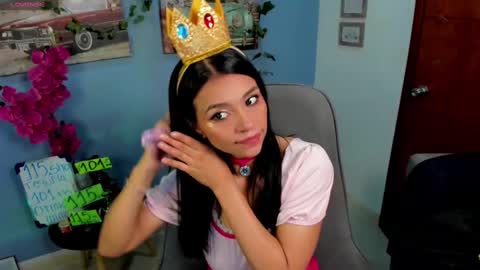 linda online show from February 4, 1:27 pm