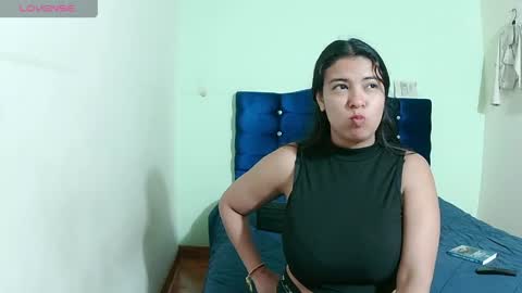 ashleey_palmer online show from May 9, 12:34 am