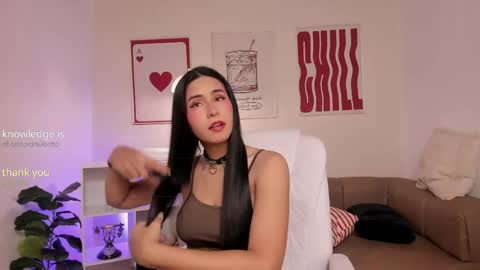   online show from May 11, 12:18 pm