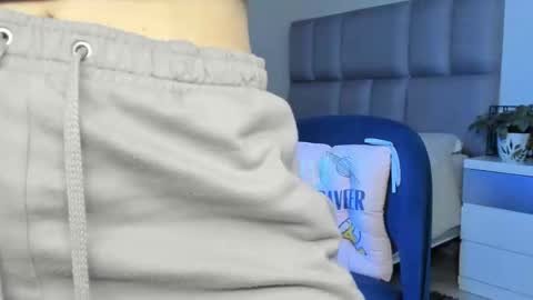 Carolina  online show from January 9, 12:46 am