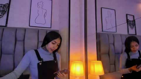 ashley_blum_ online show from May 26, 11:20 am