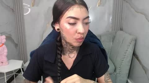 ashley_blum_v online show from November 10, 8:15 pm