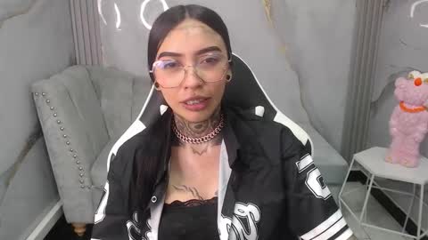 ashley_blum_v online show from October 17, 8:12 pm