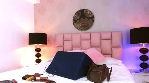 Ashleyy online show from March 17, 12:53 pm