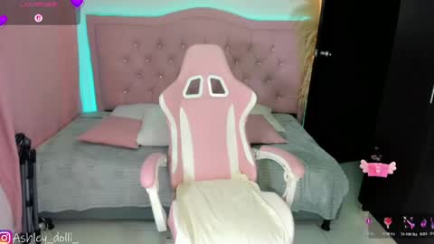 Ashley online show from May 13, 9:53 pm