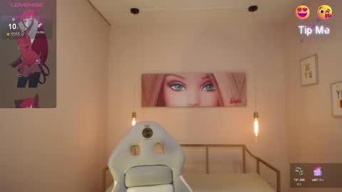 Ashley online show from February 26, 1:43 pm