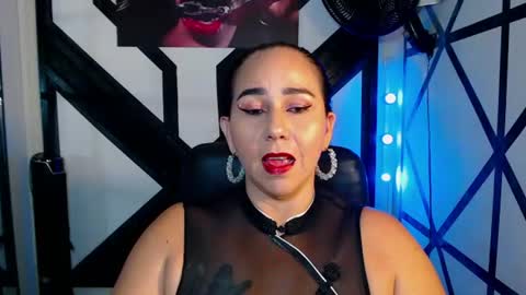  Ashley online show from July 6, 10:45 pm