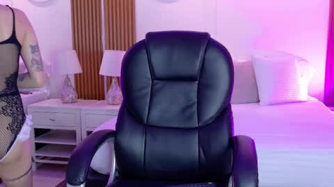 Ashley  online show from November 13, 5:39 am