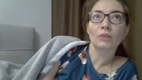 Ashley online show from December 5, 5:40 am