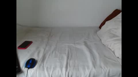 ashleyt255 online show from November 25, 8:20 pm