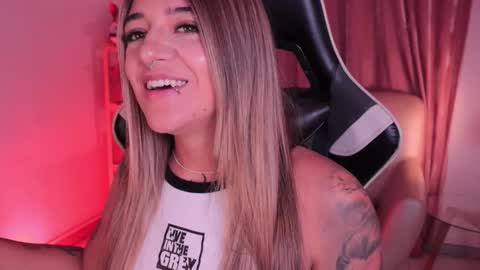 Ashley Lauren online show from January 12, 3:56 am