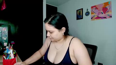 ashliecooperr online show from January 7, 9:34 am