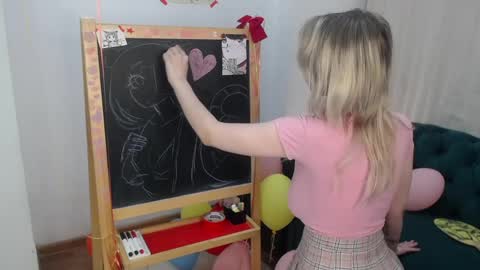 ashly_cherry online show from May 25, 11:09 am