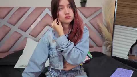 ashly_jones_ online show from June 11, 3:58 am