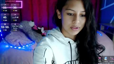Ashly online show from February 13, 7:21 pm