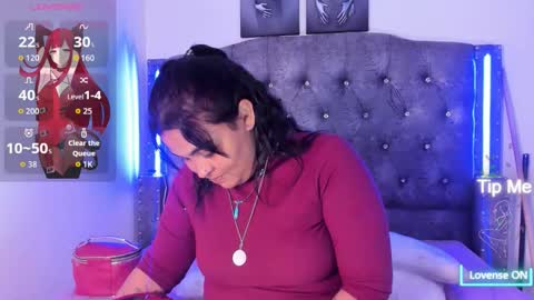 ashlye_rose0 online show from January 6, 7:50 pm