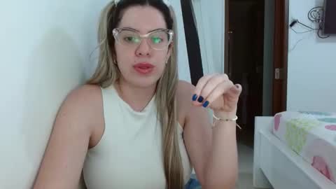 AshlyMoon online show from December 10, 3:12 pm
