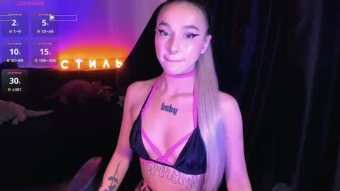 Mila online show from May 7, 3:05 pm