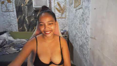 im janeth single mom online show from May 6, 4:38 am