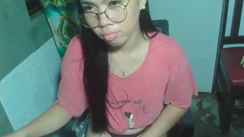 Snapshot of asian_rhean chatting on February 6, 3:52 pm Rhean online show from February 6, 3:52 pm