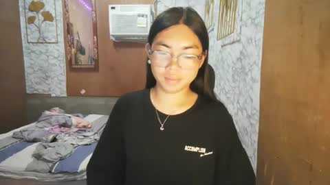 Rhean online show from October 15, 10:34 pm