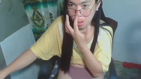 Snapshot of asian_rhean chatting on March 12, 5:38 pm Rhean online show from March 12, 5:38 pm