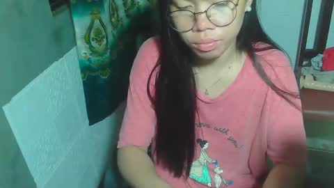 Snapshot of asian_rhean chatting on February 2, 9:23 pm Rhean online show from February 2, 9:23 pm