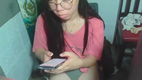 Snapshot of asian_rhean chatting on February 9, 1:12 am Rhean online show from February 9, 1:12 am