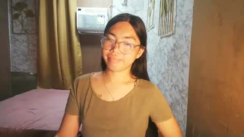 Snapshot of asian_rhean chatting on September 20, 1:05 am Rhean online show from September 20, 1:05 am