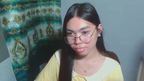 Snapshot of asian_rhean chatting on February 21, 5:42 pm Rhean online show from February 21, 5:42 pm