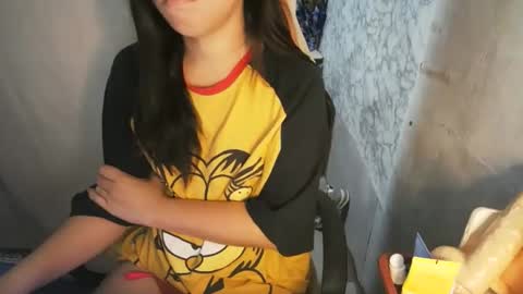 asian_salya online show from May 19, 10:39 pm