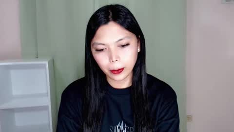 asiancumgirlxxx_ online show from March 24, 9:47 am