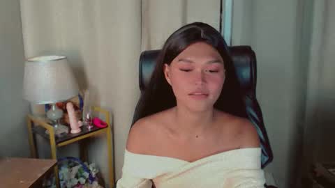 Kianna online show from May 27, 10:12 am