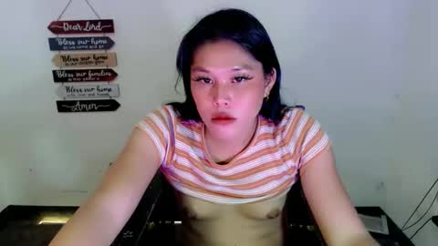 lucy gwapa online show from April 6, 2:33 am