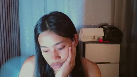kisses online show from May 21, 6:06 pm
