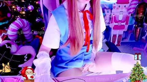 Snapshot of asuka_langleysoryu chatting on December 7, 8:49 pm Bonnie online show from December 7, 8:49 pm