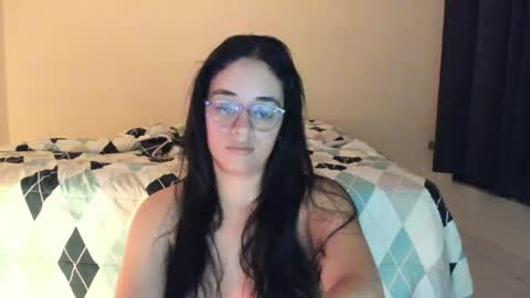 atenas online show from May 24, 9:30 am