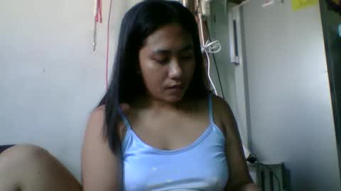 Snapshot of athena231993 chatting on October 2, 2:05 am athena231993 online show from October 2, 2:05 am
